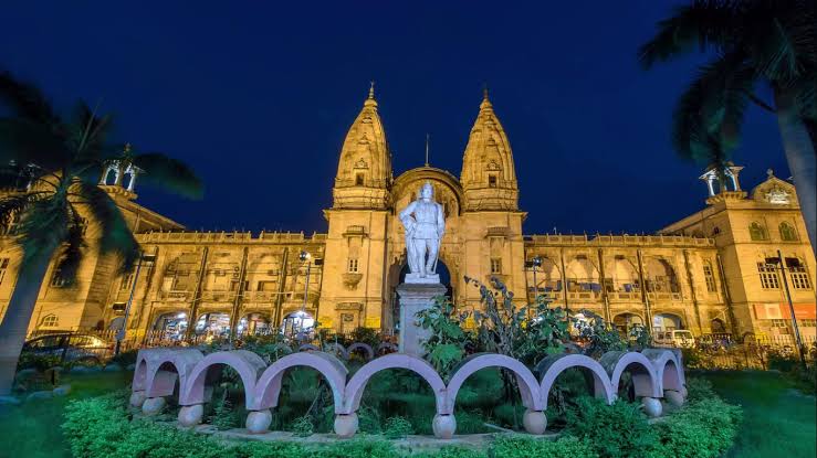 File:Vadodara Municipal Corporation.jpg