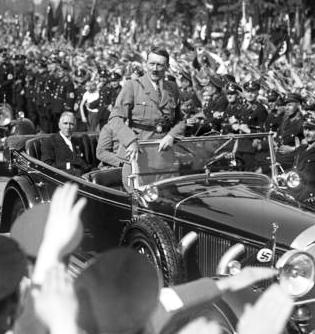 File:Bundesarchiv Bild 102-15783, Berlin, Lustgarten, Maikundgebung crop.jpg