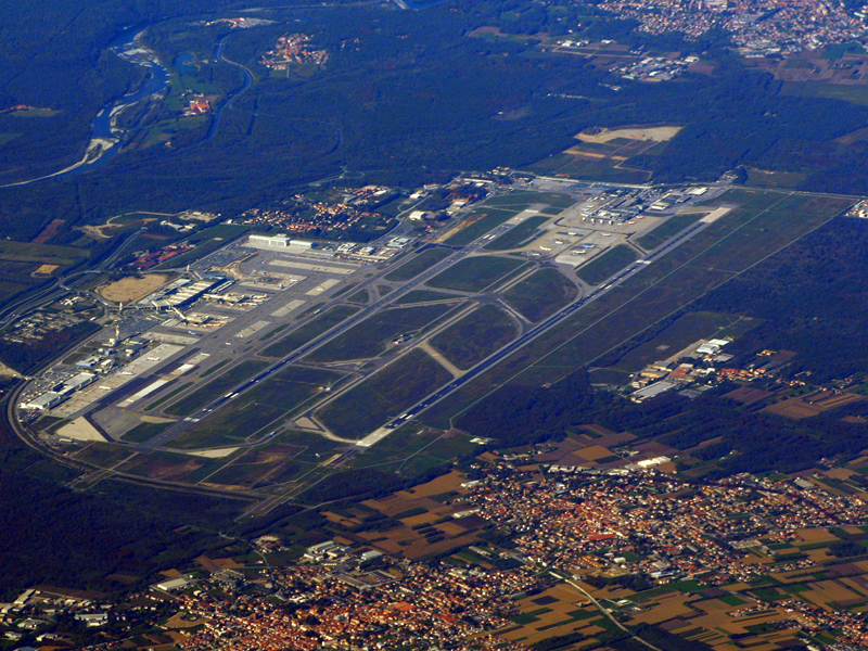 Файл:Malpensa Airport aerial view.jpg