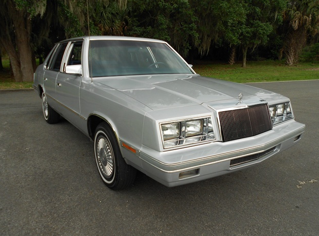 File:Chrysler E Class, 1984.png