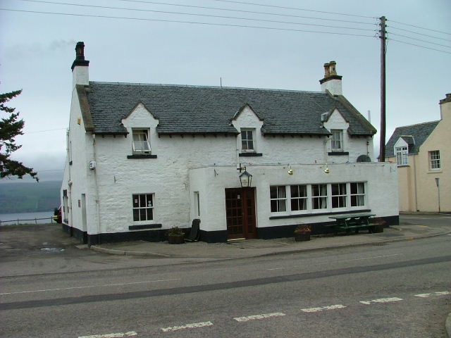 File:Culbokie Inn - geograph.org.uk - 171222.jpg