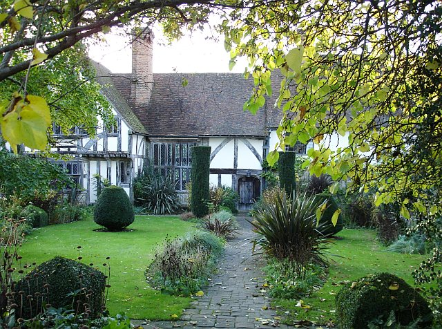 File:Stoneacre - geograph.org.uk - 80696.jpg