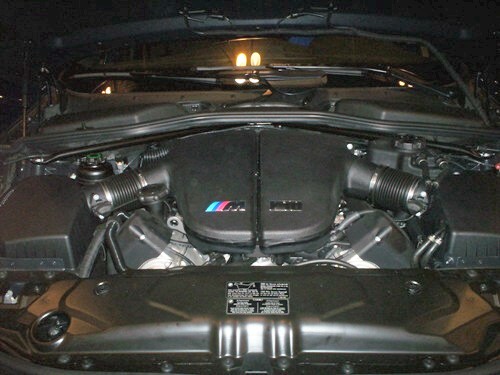 File:BMW M5 V10 Engine.jpg