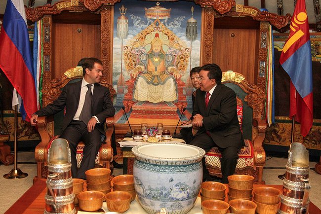 File:Dmitry Medvedev in Mongolia August 2009-9.jpg