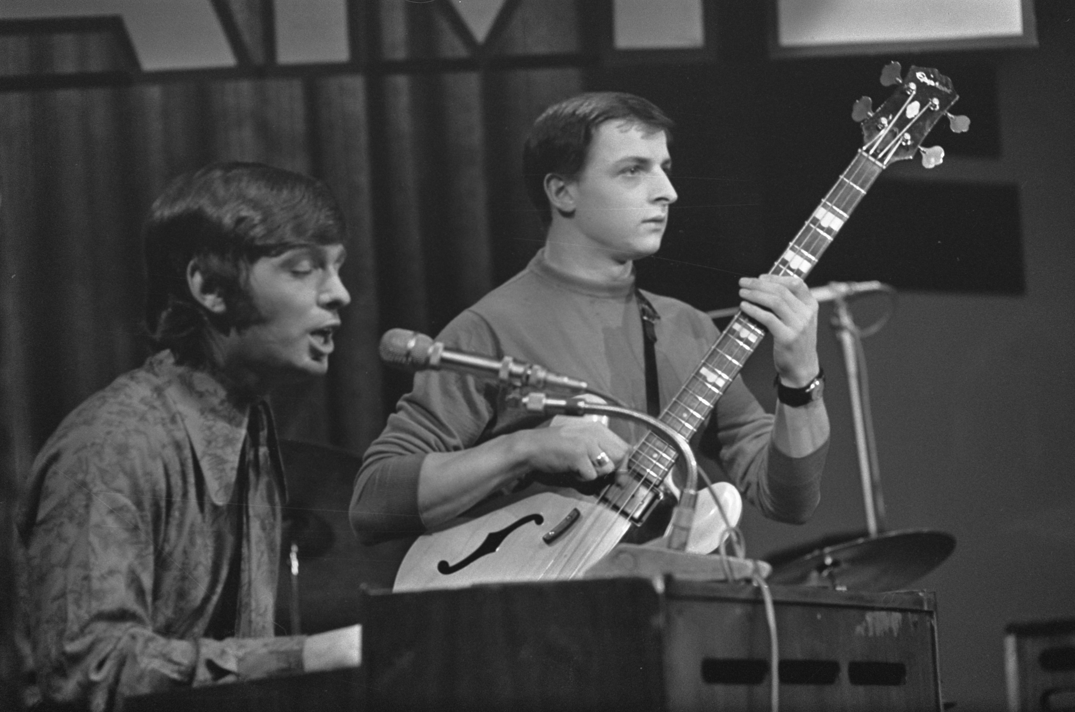 Fame with Rick Brown on bass in Amsterdam, October 1966)