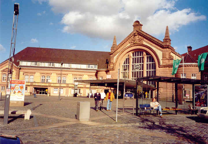 File:Osnabrück HBF.jpg