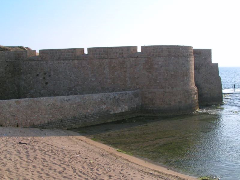 Файл:Akko-Walls (1).jpg