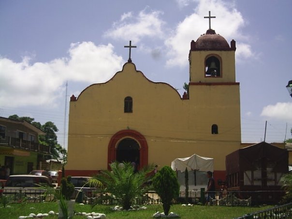 Archivo:Parroquia Huautla.jpg