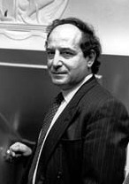 Archivo:Roberto Calasso (1991) by Erling Mandelmann (cropped).jpg