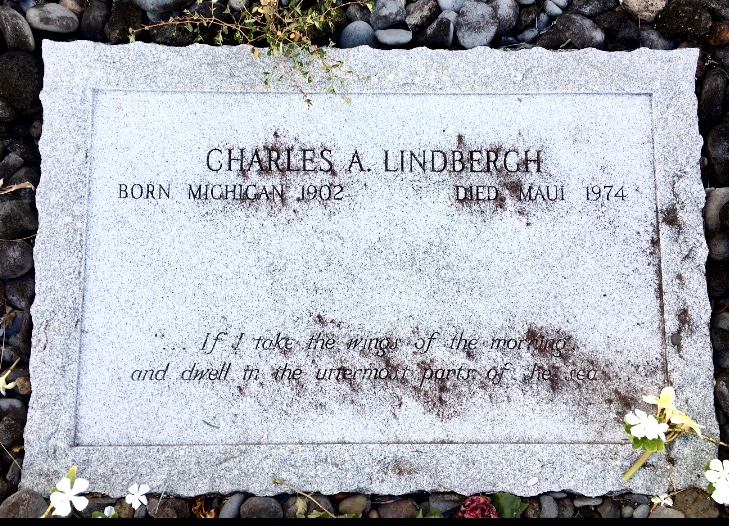 File:Lindbergh Headstone.jpg