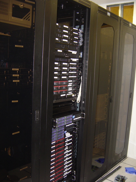 File:Wikimedia-servers-Sept04.jpg