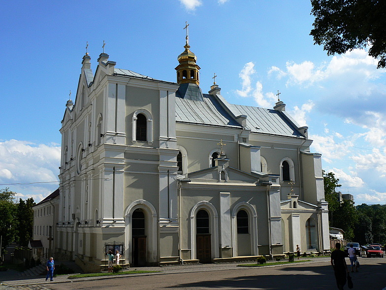 Файл:Церква Пресвятої Трійці в Дрогобичі.jpg