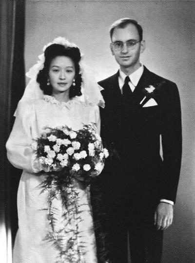 File:Chang Chung-Ho met Hans Fränkel in November 1948.jpg