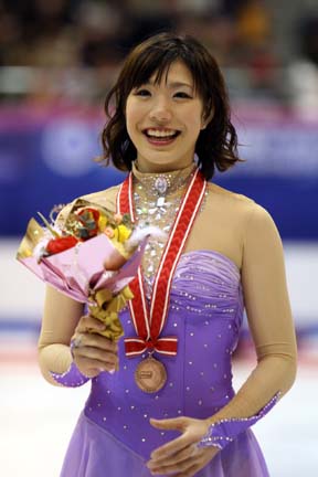 Archivo:Nana Takeda Podium 2007 NHK Trophy.jpg