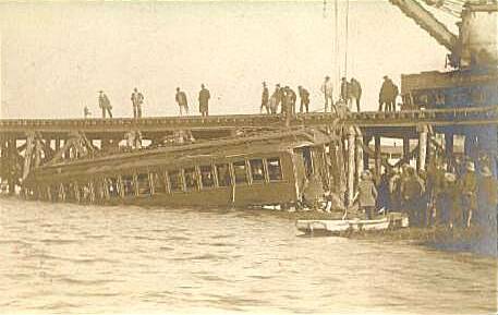 File:1906AtlanticCityTrainWreck.jpg