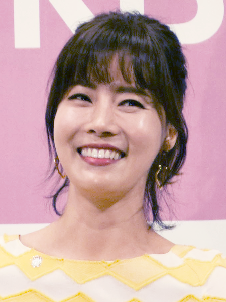 File:Yoo Seon in March 2019.png