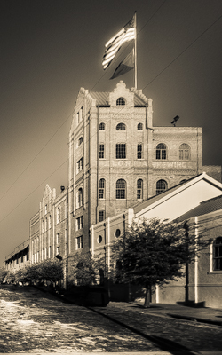 File:Florida Brewing building.jpg