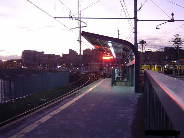 Файл:La fermata "FS" della Metropolitana di Catania (2).jpg