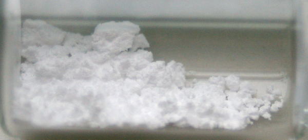 File:Eu2O3.powder.jpg