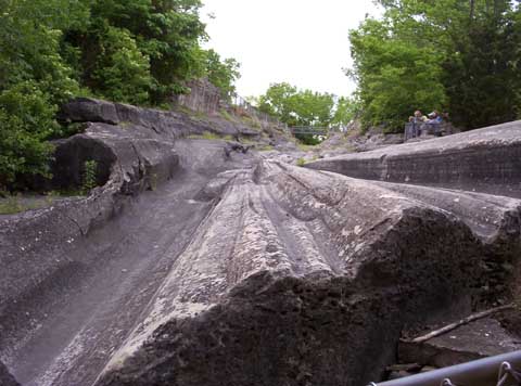 File:Glacial grooves.jpg