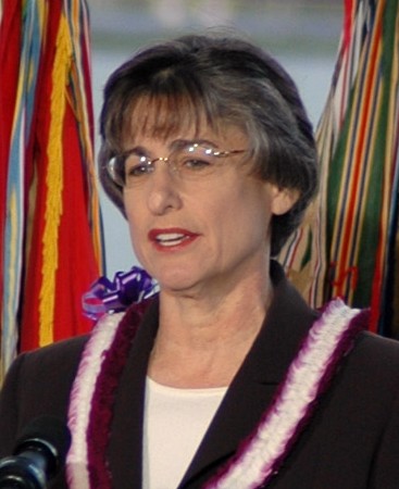 File:Linda Lingle navy 1-cropped.jpg