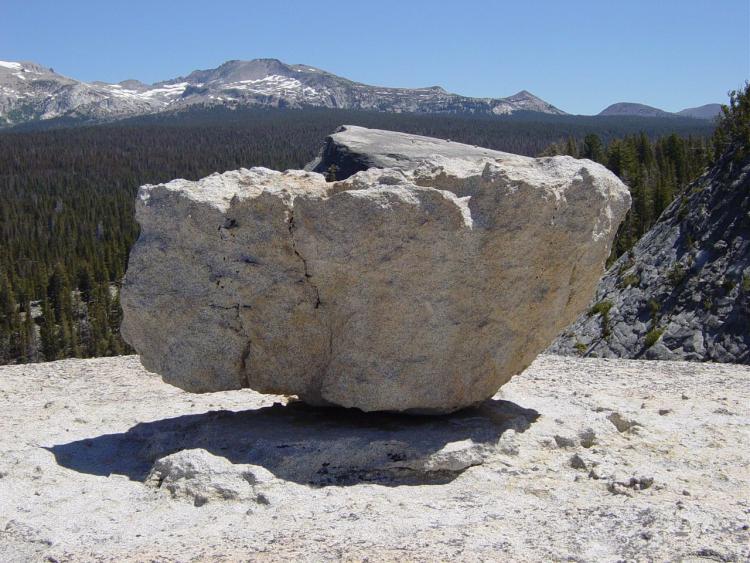 File:Angular glacial erratic on Lambert Dome-750px.jpg