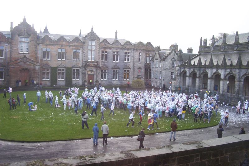 Файл:St Andrews Quad.jpg