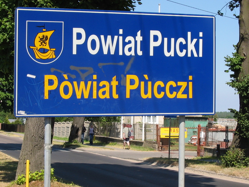 File:Powiat Pucczi 2 ubt.jpeg