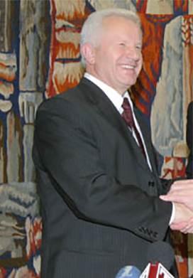 Файл:Moroz Yushchenko cropped.jpg