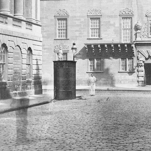 File:Cast iron urinal in College Street Glasgow.jpg