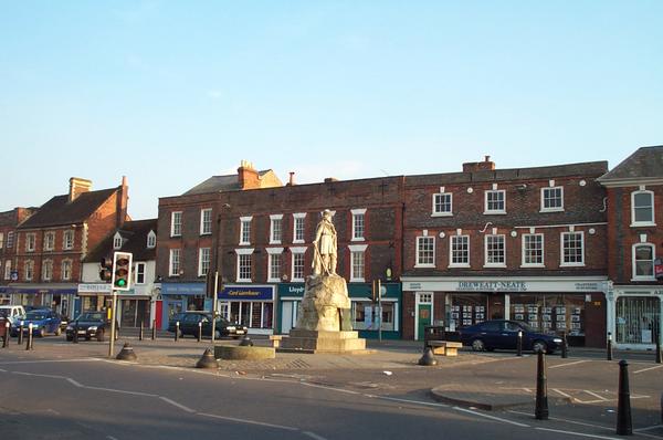 File:Wantage 20040424.jpg