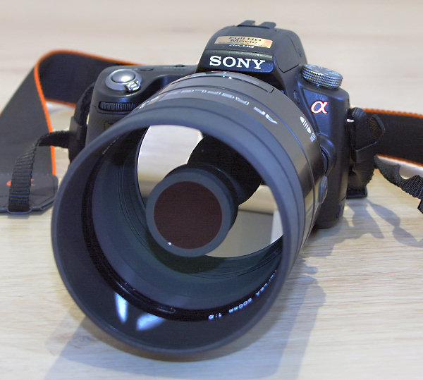 File:Sony Alpha 55 with Minolta 500 F8 Reflex.JPG