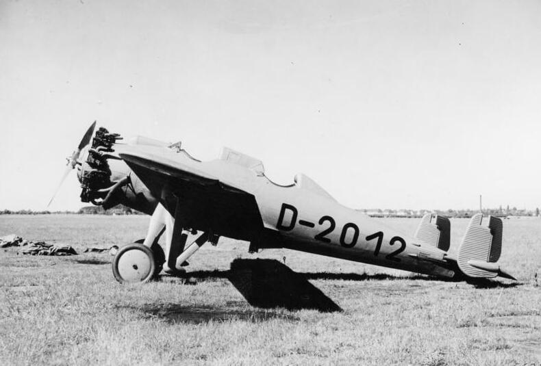 File:Bundesarchiv Bild 146-0908-500, Flugzeug Junkers A 48.jpg