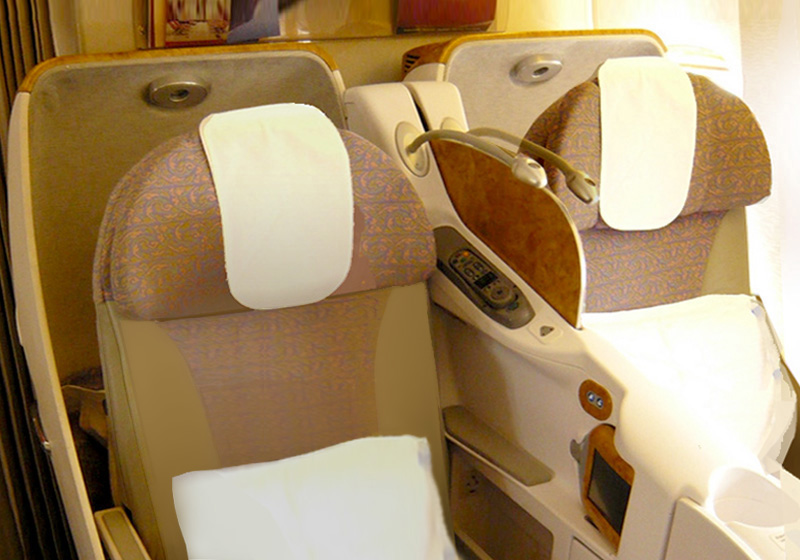 File:Emirates Boeing 777 Business Class.jpg