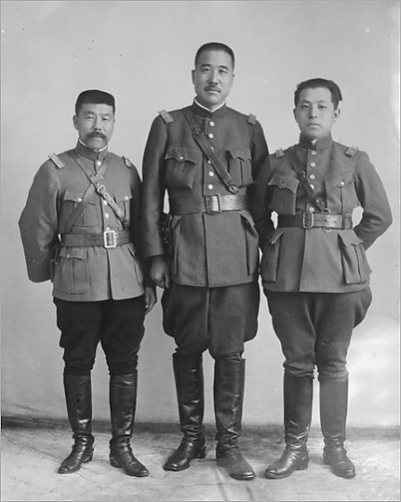 File:Zhang Zongchang, Chu Yupu and Zhang Xueliang1.jpg