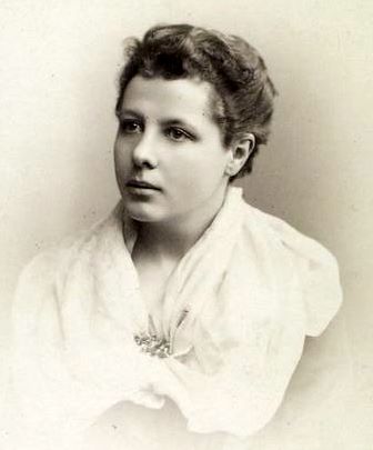 File:Annie Besant - portrait.jpg