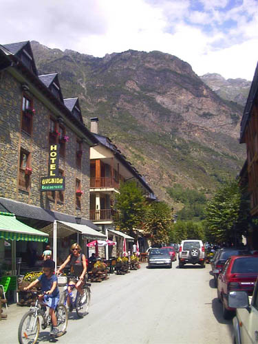 Файл:Benasque (Huesca).jpg