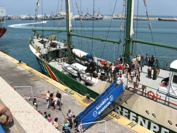 File:Greenpeace Rainbow warrior in Haifa.jpg