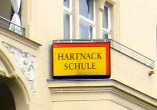 Файл:Hartnackschule 02.jpg