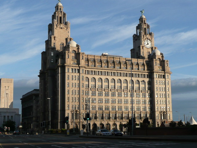 Файл:The Royal Liver Buildings - geograph.org.uk - 526323.jpg