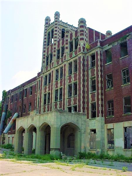 File:Waverlyhillssanatorium.jpg