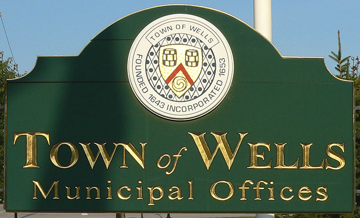 File:Wells maine municipal offices sign 2006.jpg