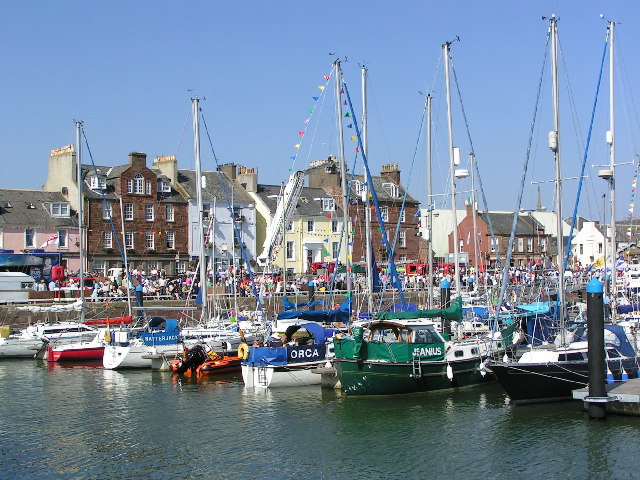 File:Arbroath Harbour.jpg