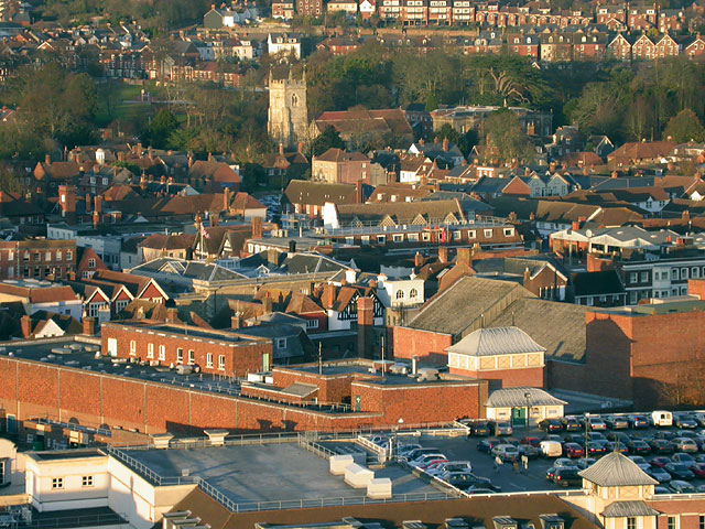 File:Salisbury town centre - geograph.org.uk - 31018.jpg