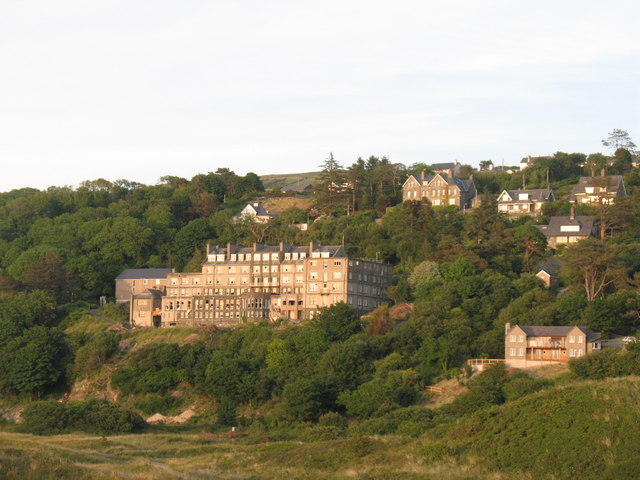 File:St Davids Hotel Harlech - geograph.org.uk - 838457.jpg