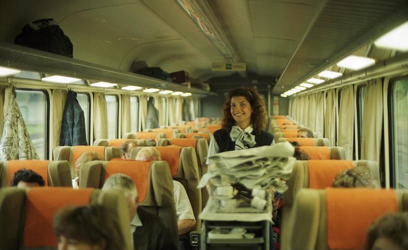 File:Bundesarchiv B 145 Bild-F079079-0007, Lufthansa Airport Express.jpg