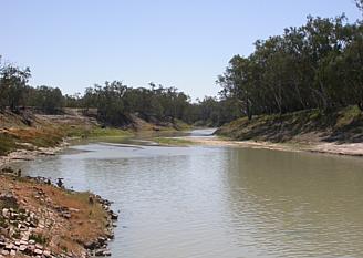 File:Darling-near-Bourke.jpg