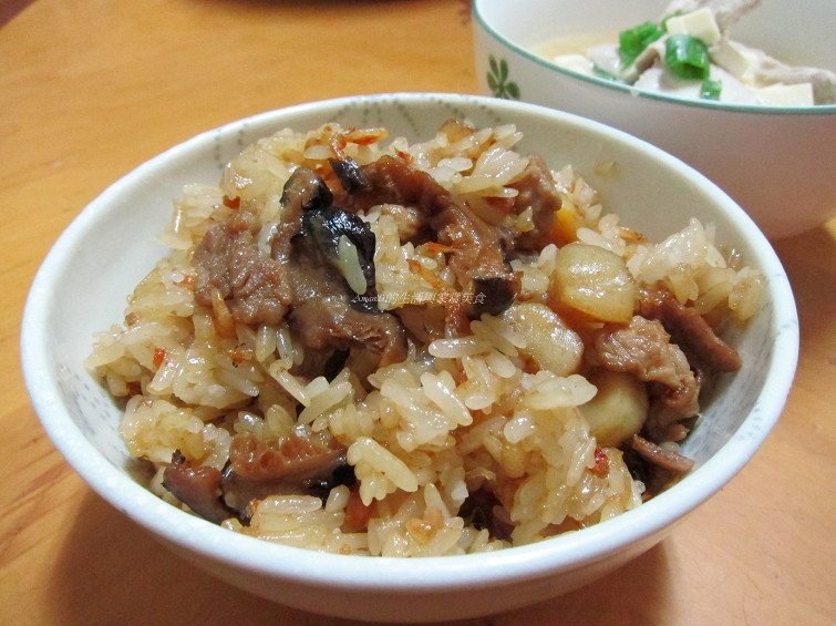 File:櫻花蝦油飯 (9654708834).jpg