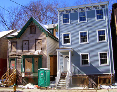 File:Chambers Street, Newburgh, NY.jpg