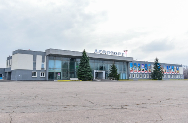 File:International Poltava Airport.jpg